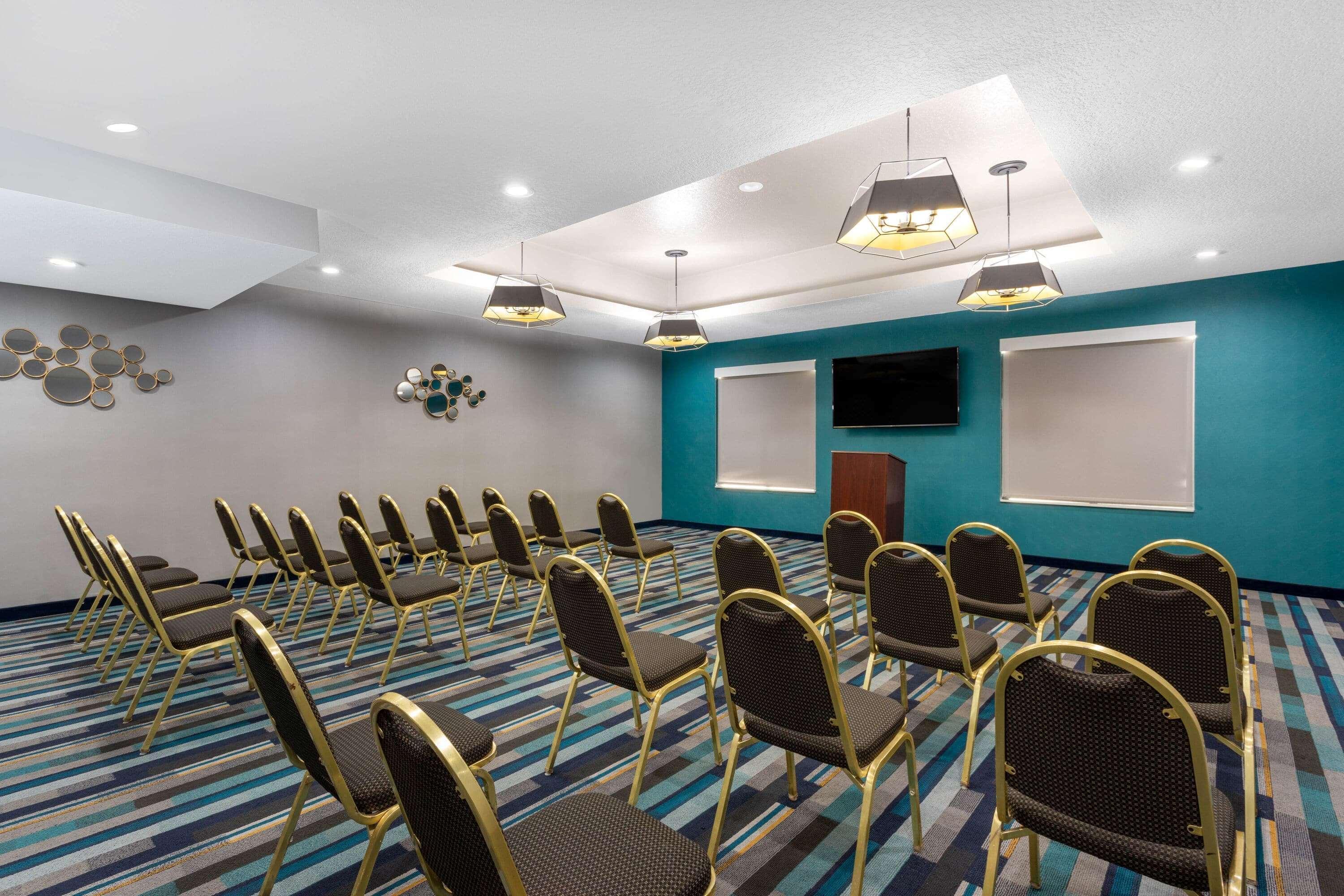 La Quinta By Wyndham Tampa Central Carrollwood Village Extérieur photo