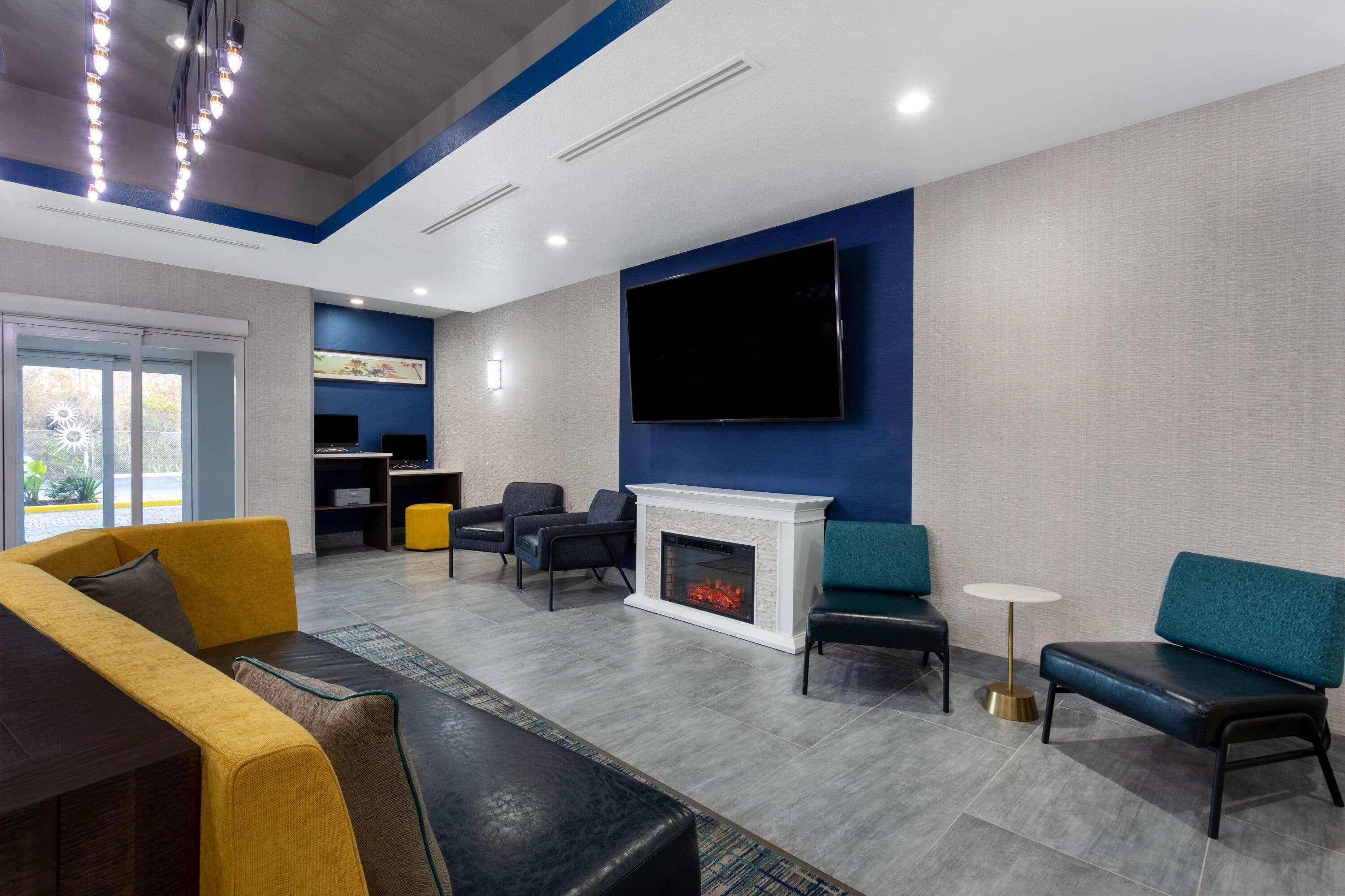 La Quinta By Wyndham Tampa Central Carrollwood Village Extérieur photo